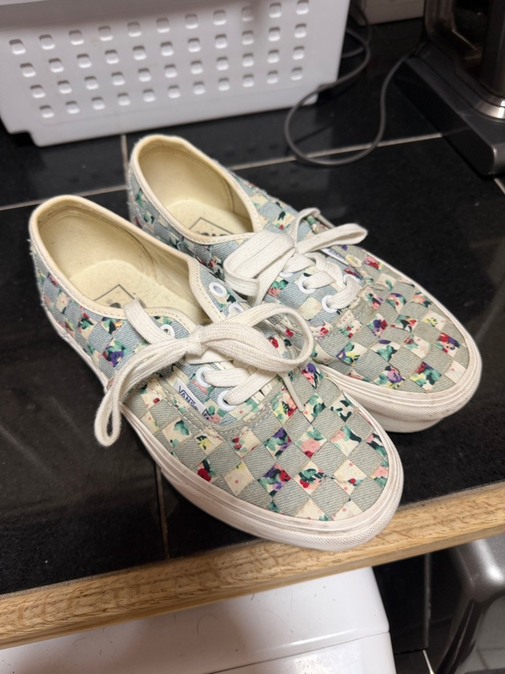 Vans Checkerboard Floral Low-Top Sneakers - Mint Green & Cream